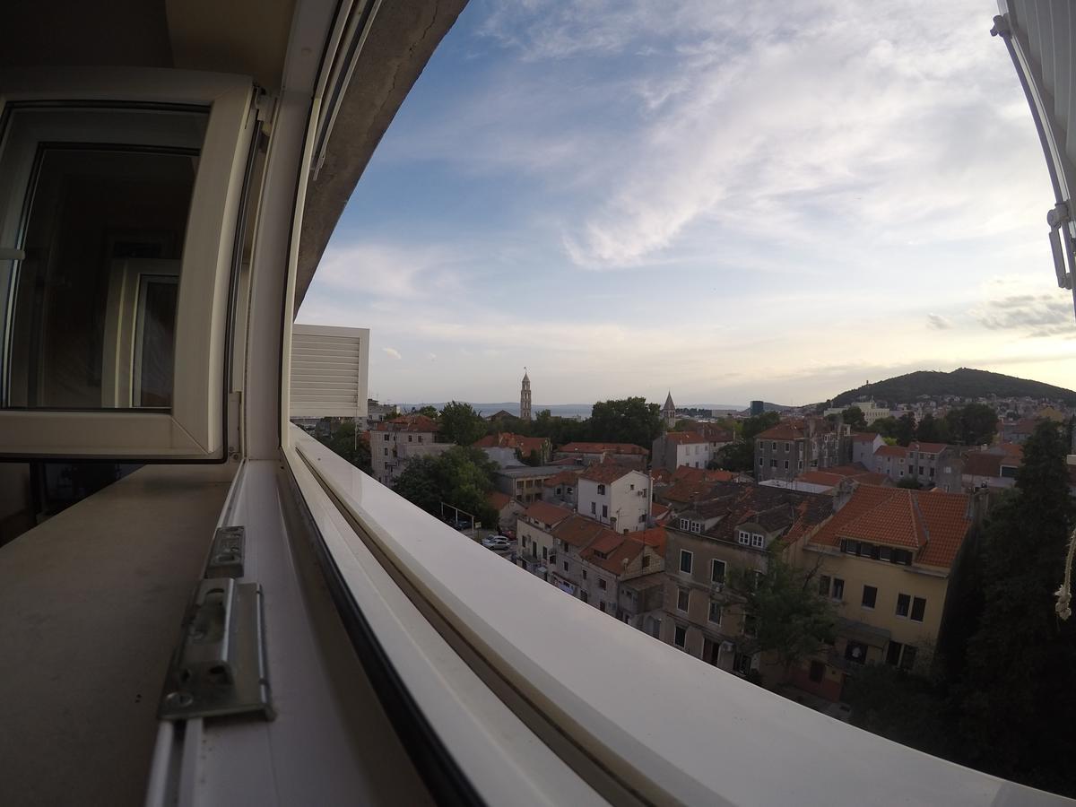 Apartments Istarska Street (Adults Only) สปลิท ภายนอก รูปภาพ